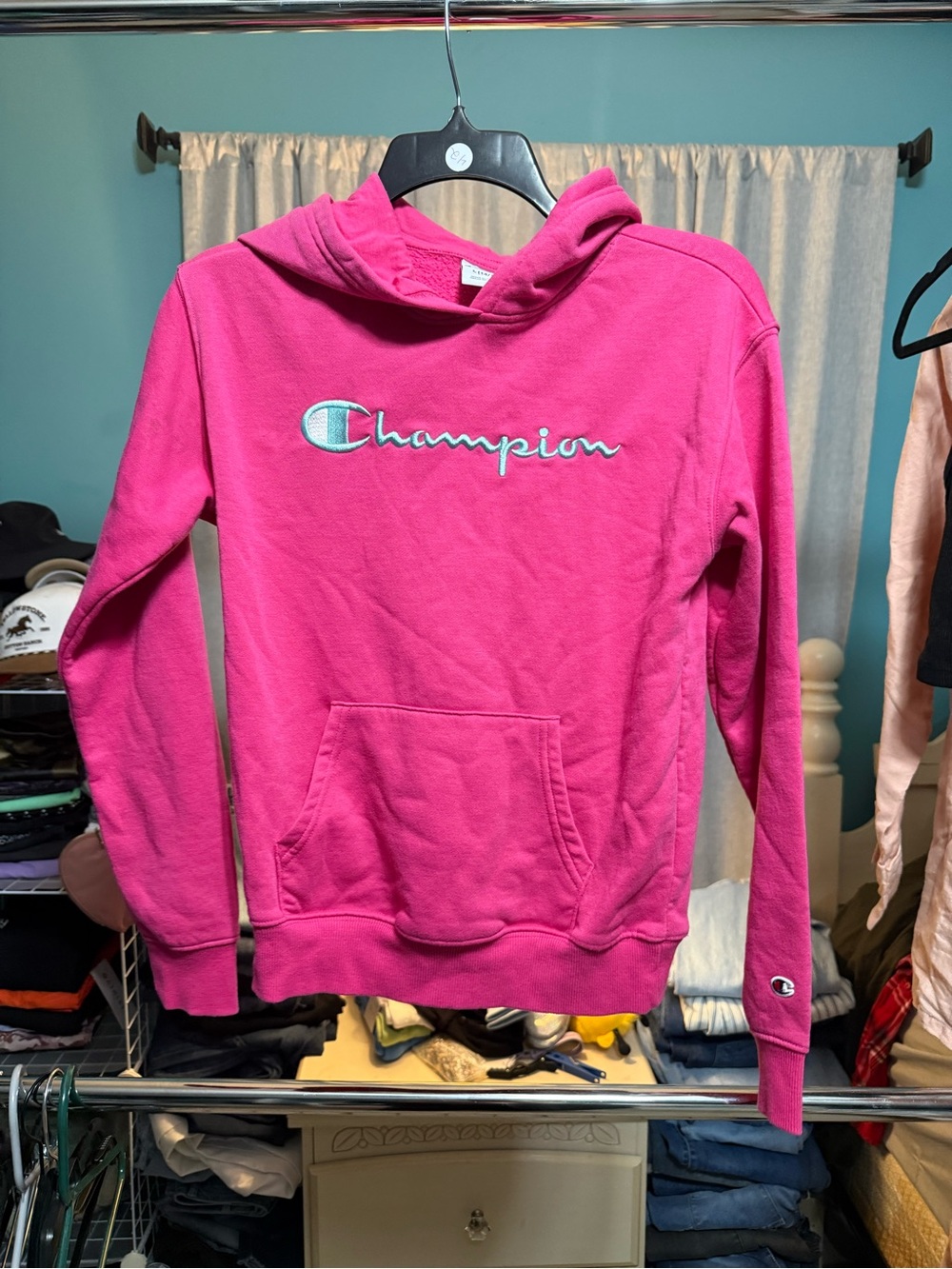 Champion Youth Girls L 14/16 Pink Embroidered Logo Pullover Hoodie Sweatshirt